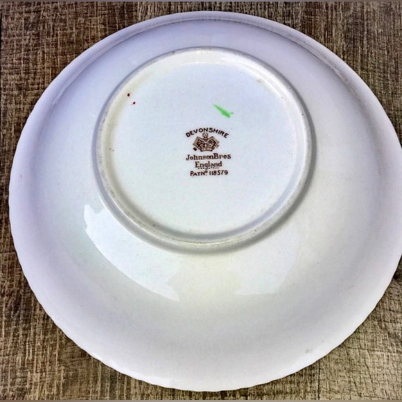 Vintage Antique 8" Round Vegetable Serving Bowl JOHNSON BROS DEVONSHIRE England - Picture 4 of 10